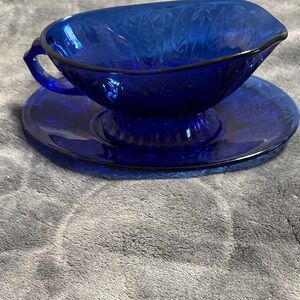 Vintage Avon Cobalt Blue Glass Gravy Boat with Plate